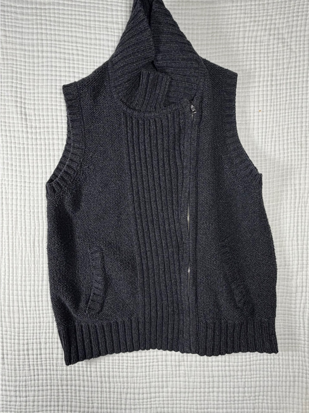 Old Navy Classic Charcoal Gray Chunky Ribbed Knit Full Zip-Up Vest Pockets Sz L